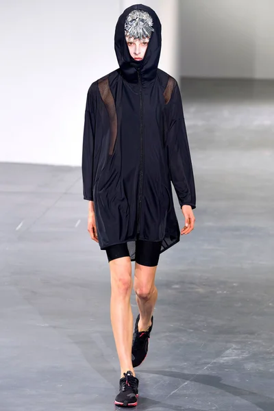 Look 53